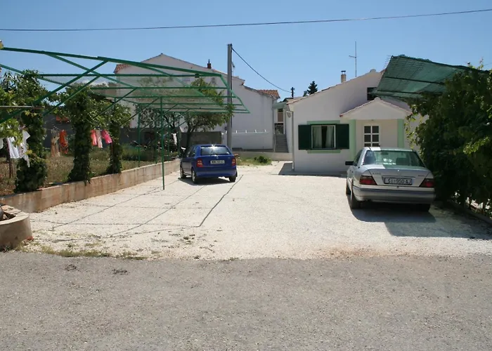 Apartman By The Sea Brodarica, Sibenik - 4241 *